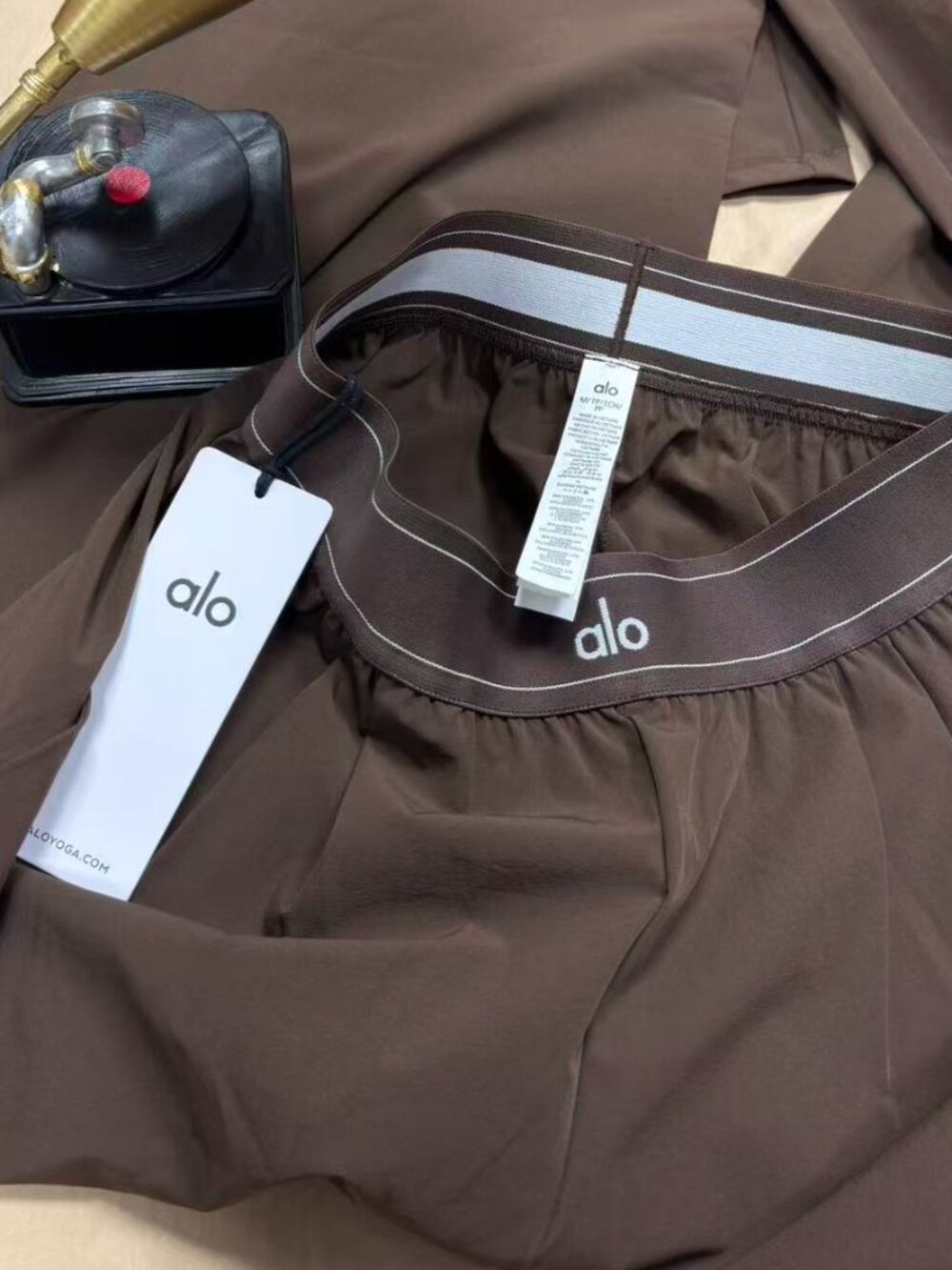 ALO Yoga Suit Up Trouser Espresso XS✨High Rise Relaxed Wide Leg Pants - Picture 3 of 7